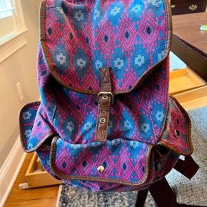 Backpack, cloth, blue/pink geometric design, adjustable straps, 3 exterior pkts.